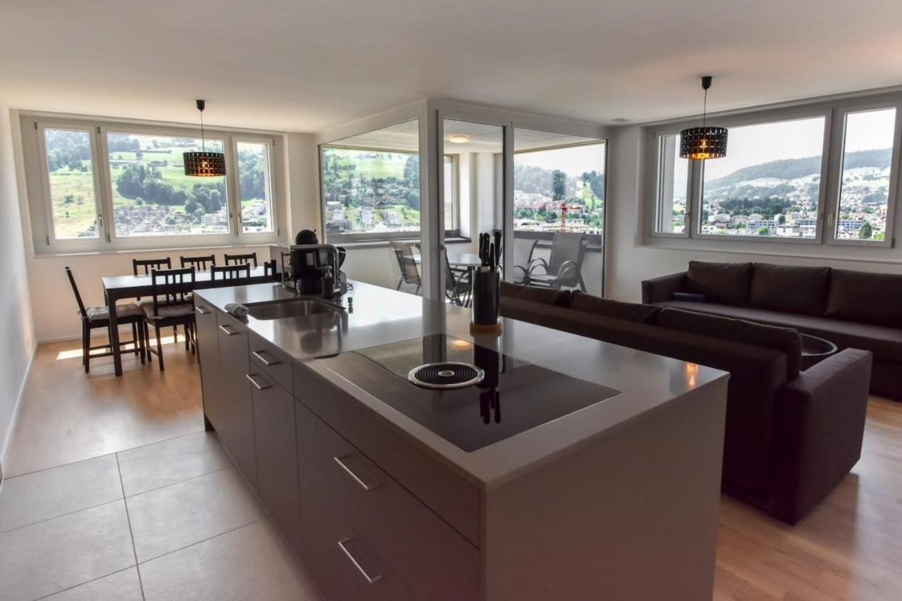 Dream View Apt With Homecinema Netflix & Loggia Lucerne Bagian luar foto
